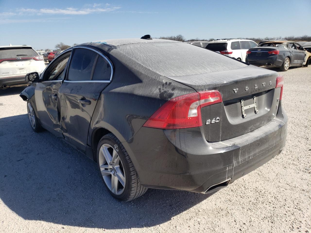 Photo 3 from auction – 2015 VOLVO S60 PREMIE with VIN YV140MFK2F1347070