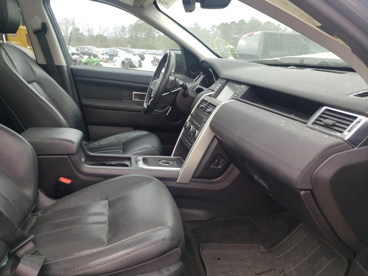 Photo 5 from auction – 2016 LAND ROVER DISCOVERY with VIN SALCR2BG1GH632955