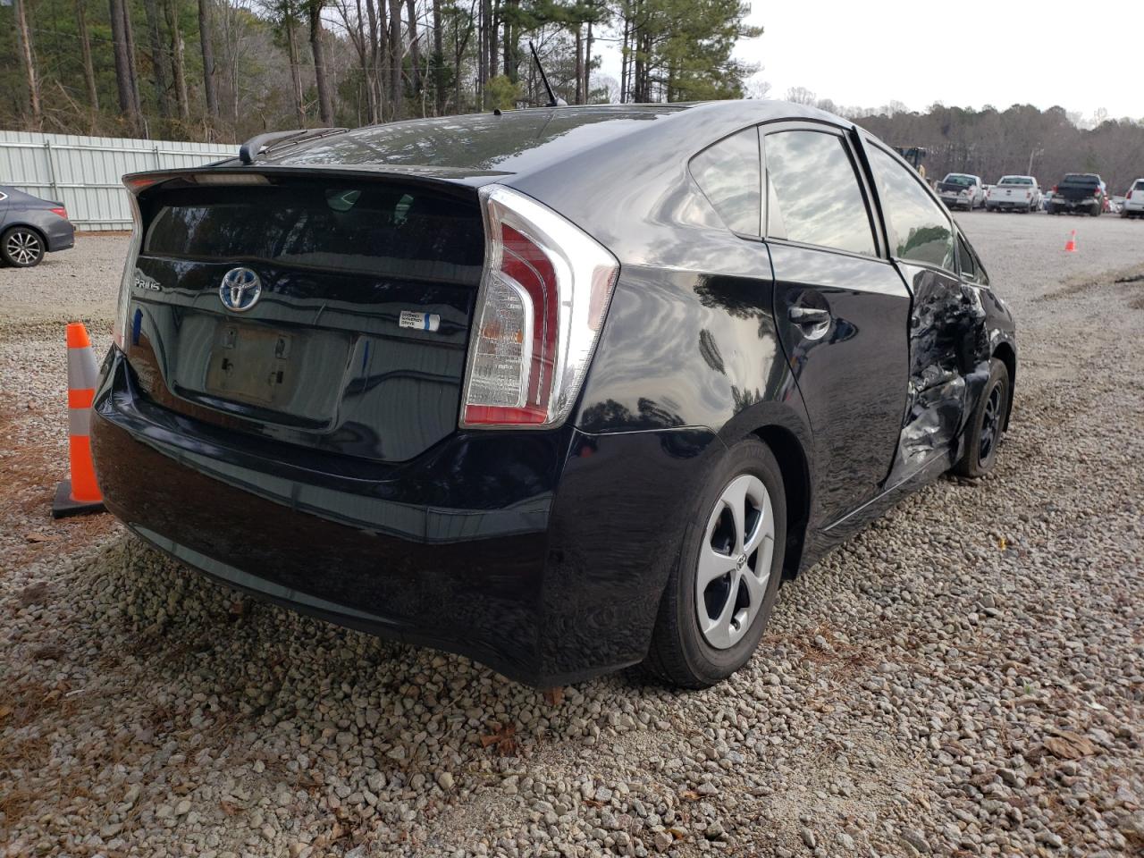 Photo 4 from auction – 2013 TOYOTA PRIUS with VIN JTDKN3DU2D0356500