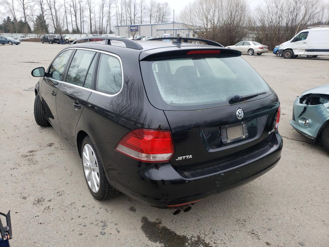 Photo 3 from auction – 2011 VOLKSWAGEN JETTA S with VIN 3VWPZ7AJ7BM635055