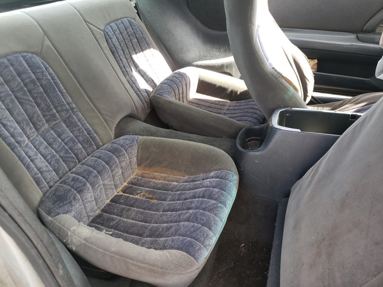 Photo 6 from auction – 2000 CHEVROLET CAMARO with VIN 2G1FP22K5Y2146283