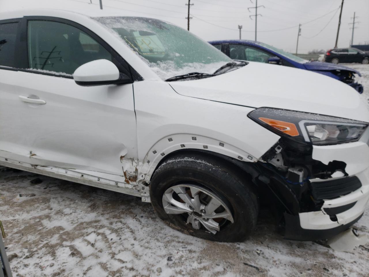 Photo 9 from auction – 2019 HYUNDAI TUCSON SE with VIN KM8J2CA49KU056740