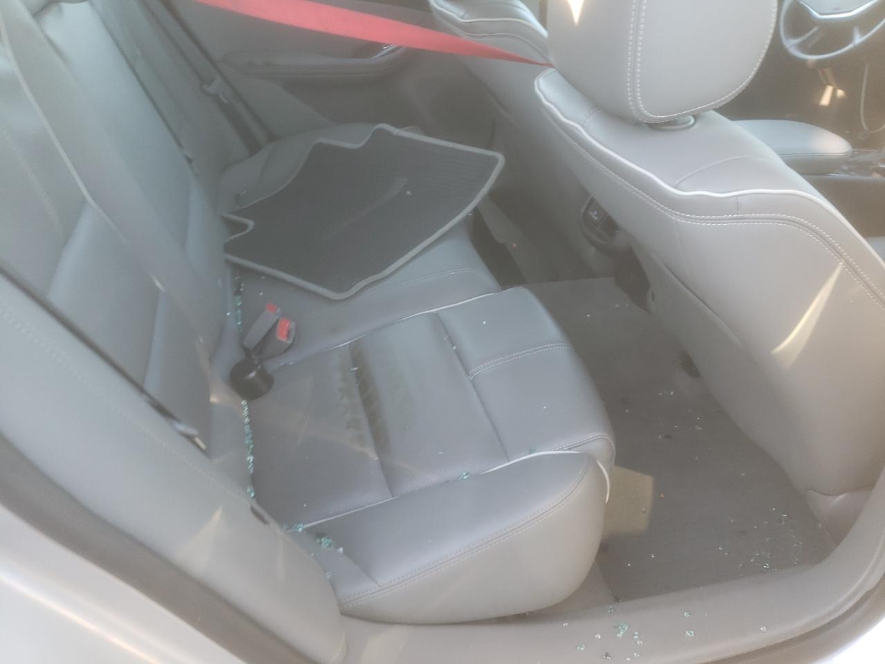 Photo 6 from auction – 2018 CHEVROLET IMPALA PRE with VIN 2G1125S39J9127347