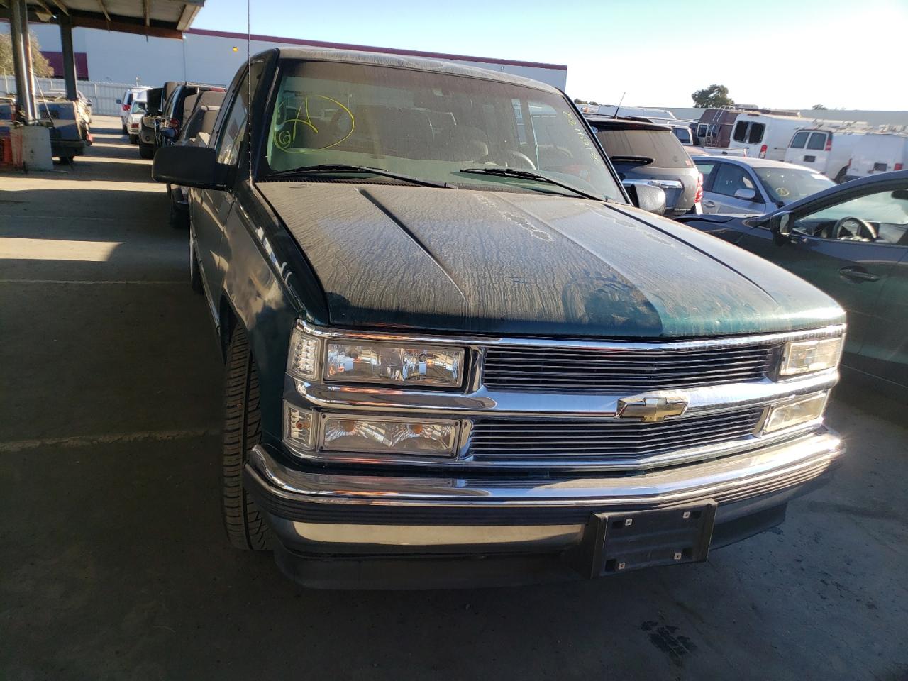 Photo 9 from auction – 1998 CHEVROLET GMT-400 C1 with VIN 1GCEC19R4WR117993
