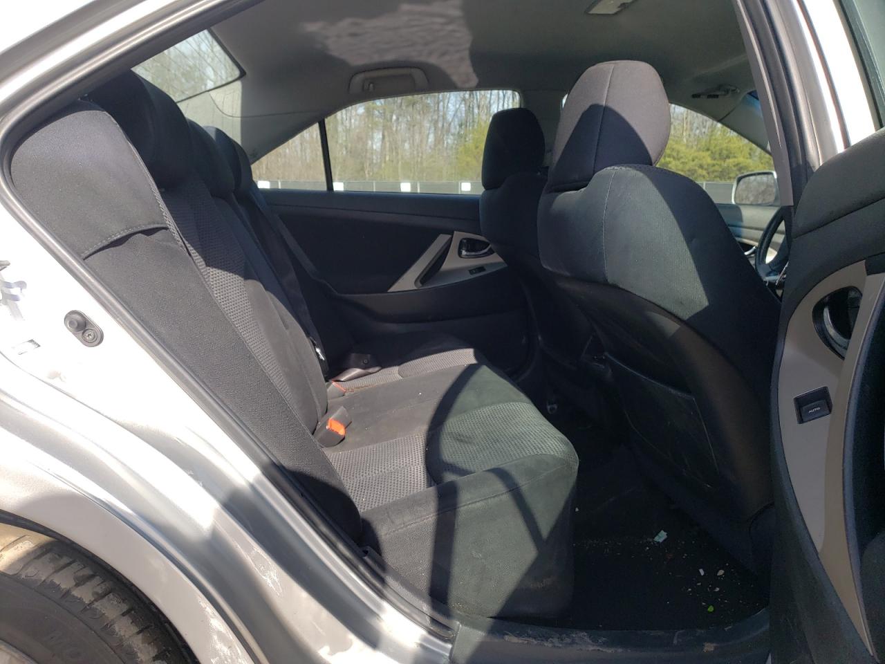 Photo 6 from auction – 2010 TOYOTA CAMRY BASE with VIN 4T1BF3EK7AU502822