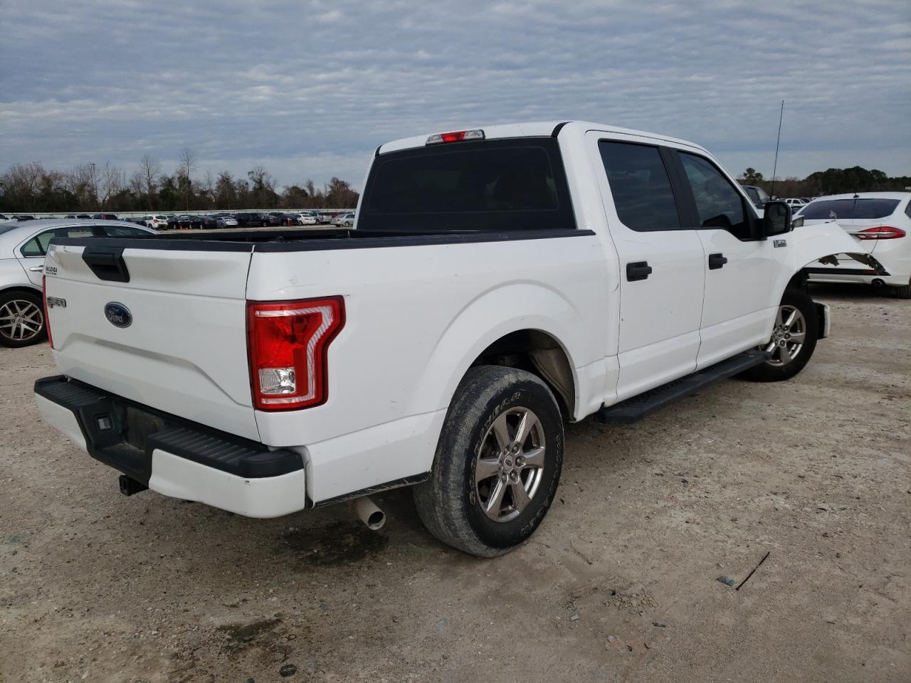 Photo 4 from auction – 2016 FORD F150 SUPER with VIN 1FTEW1C87GKD77791
