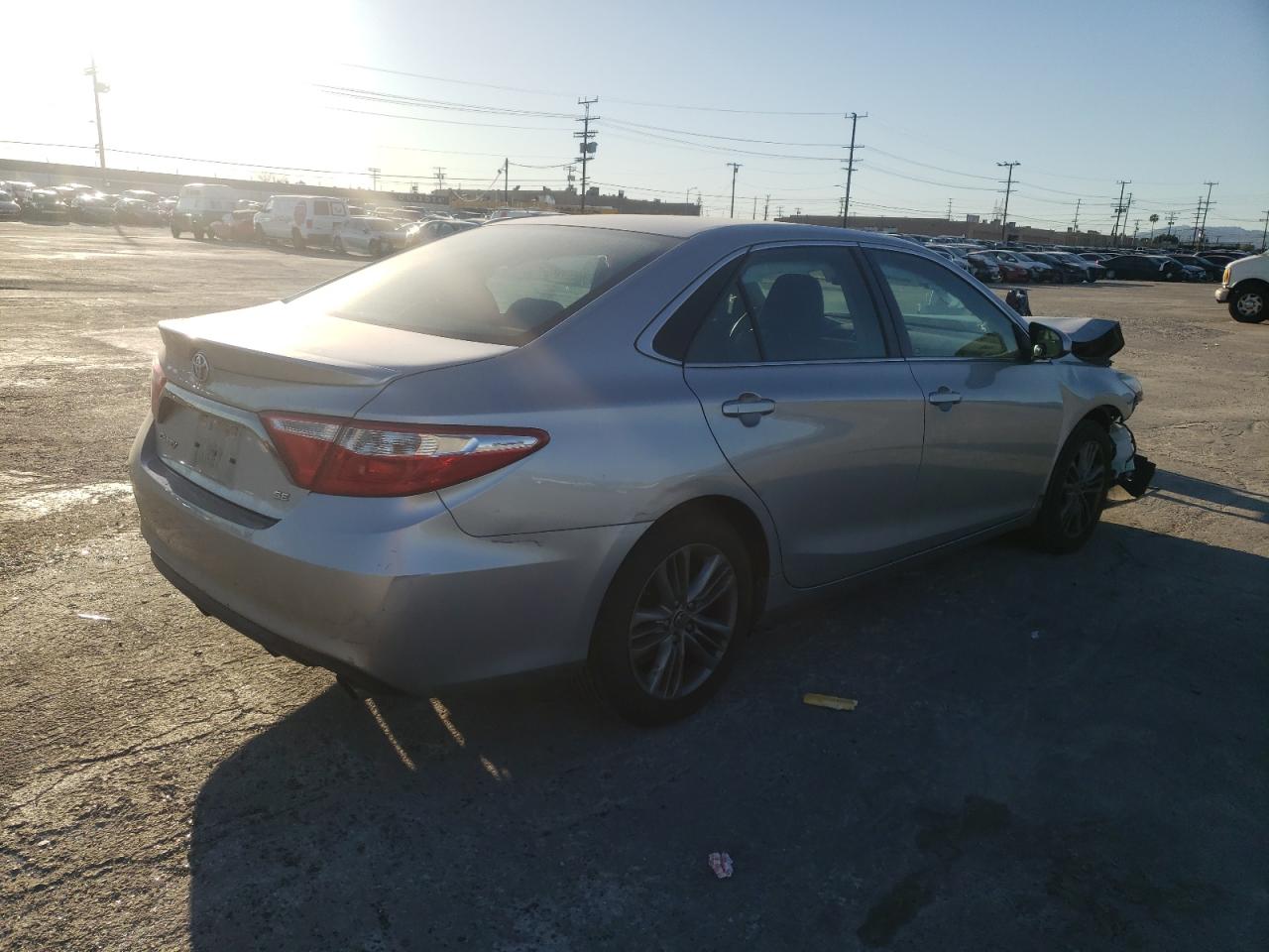 Photo 4 from auction – 2016 TOYOTA CAMRY LE with VIN 4T1BF1FK8GU181675