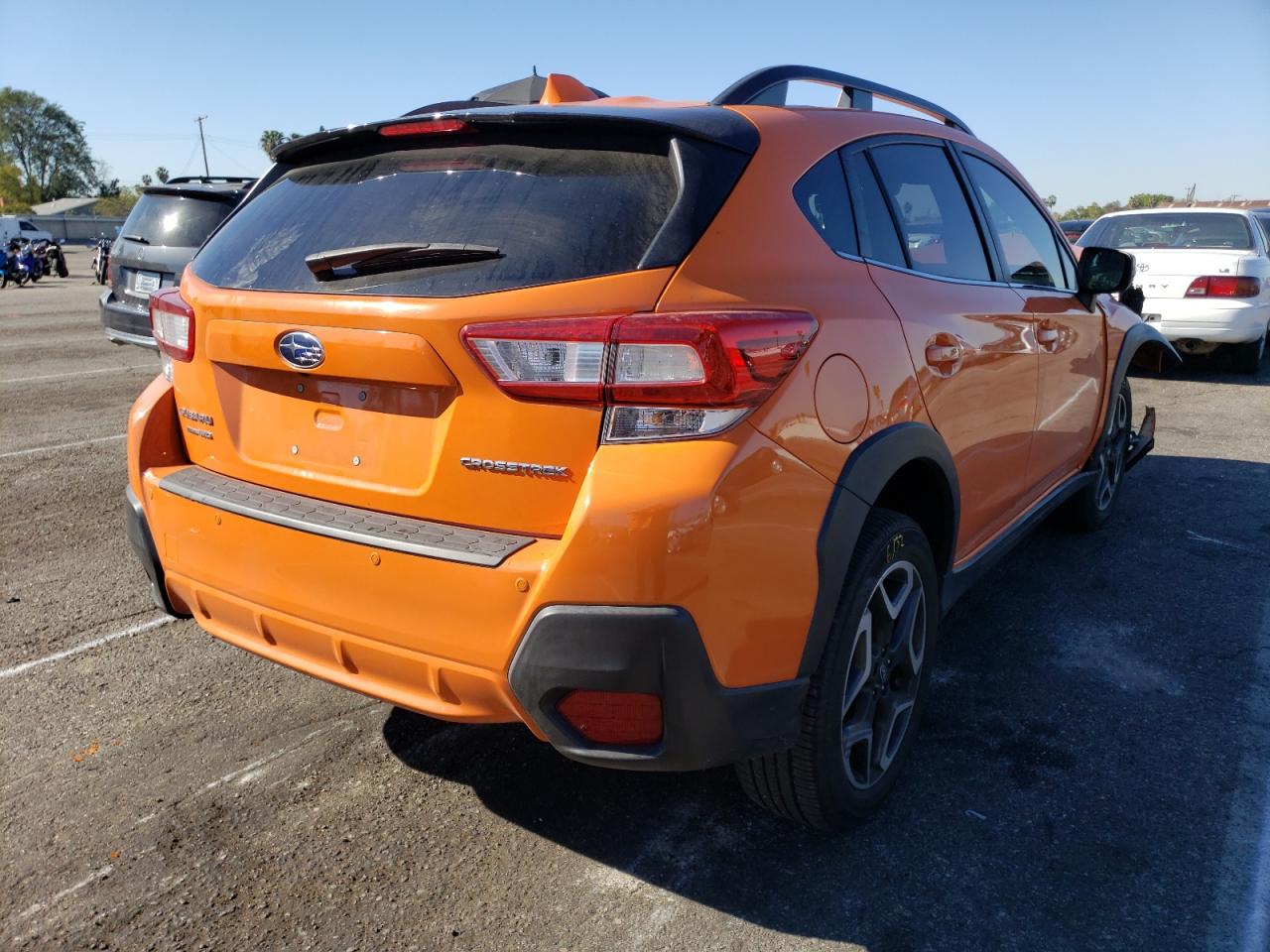 Photo 4 from auction – 2019 SUBARU CROSSTREK with VIN JF2GTAMC8K8332094
