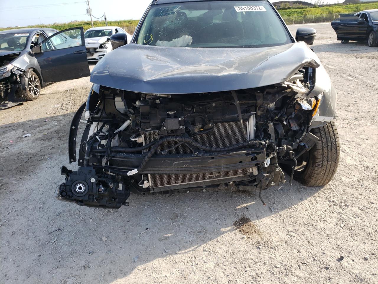 Photo 9 from auction – 2018 NISSAN ROGUE S with VIN 5N1AT2MT1JC742849