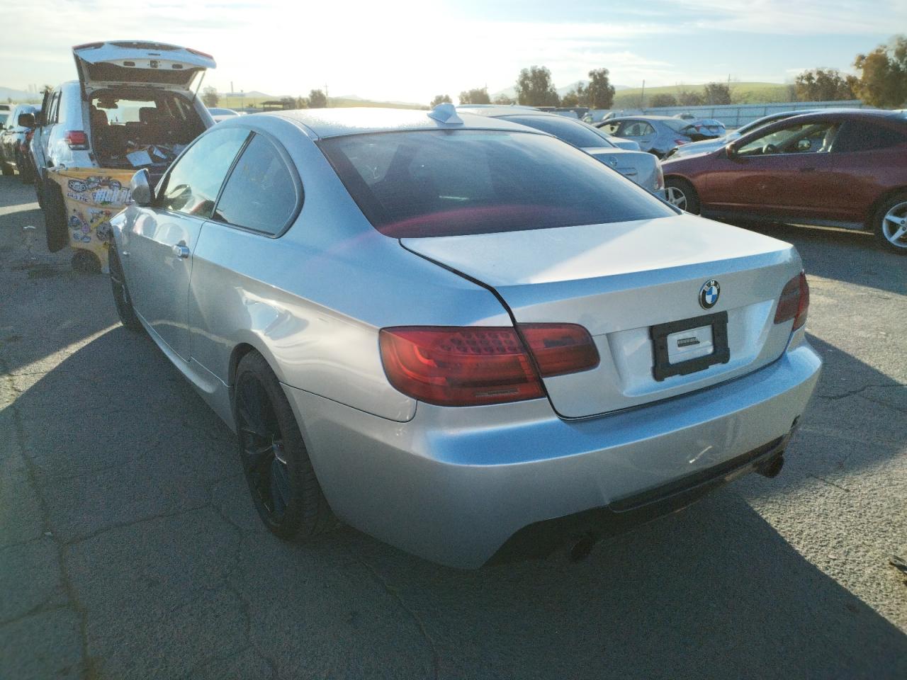 Photo 3 from auction – 2011 BMW 335 I with VIN WBAKG7C57BE264338