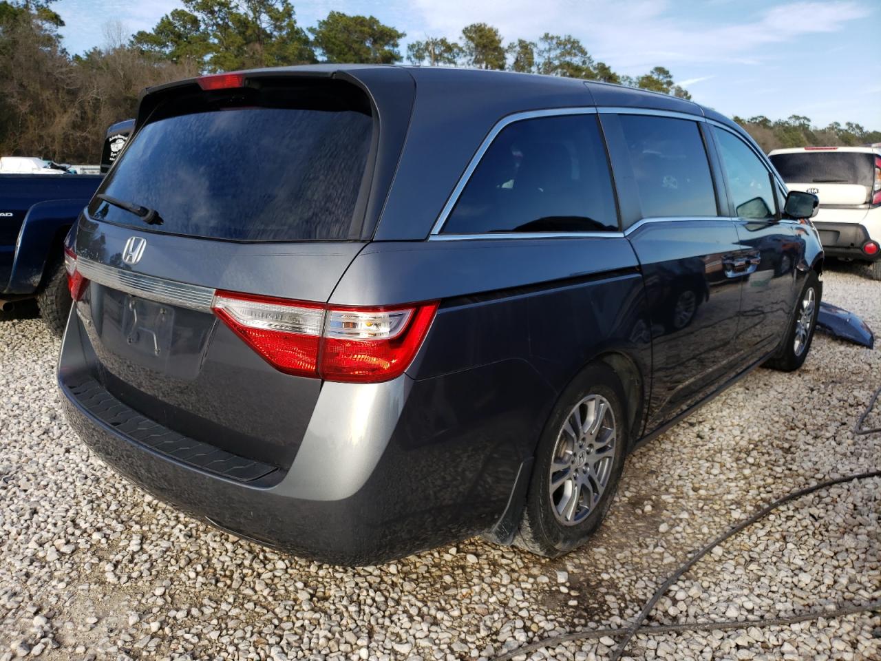 Photo 4 from auction – 2013 HONDA ODYSSEY EX with VIN 5FNRL5H65DB007649