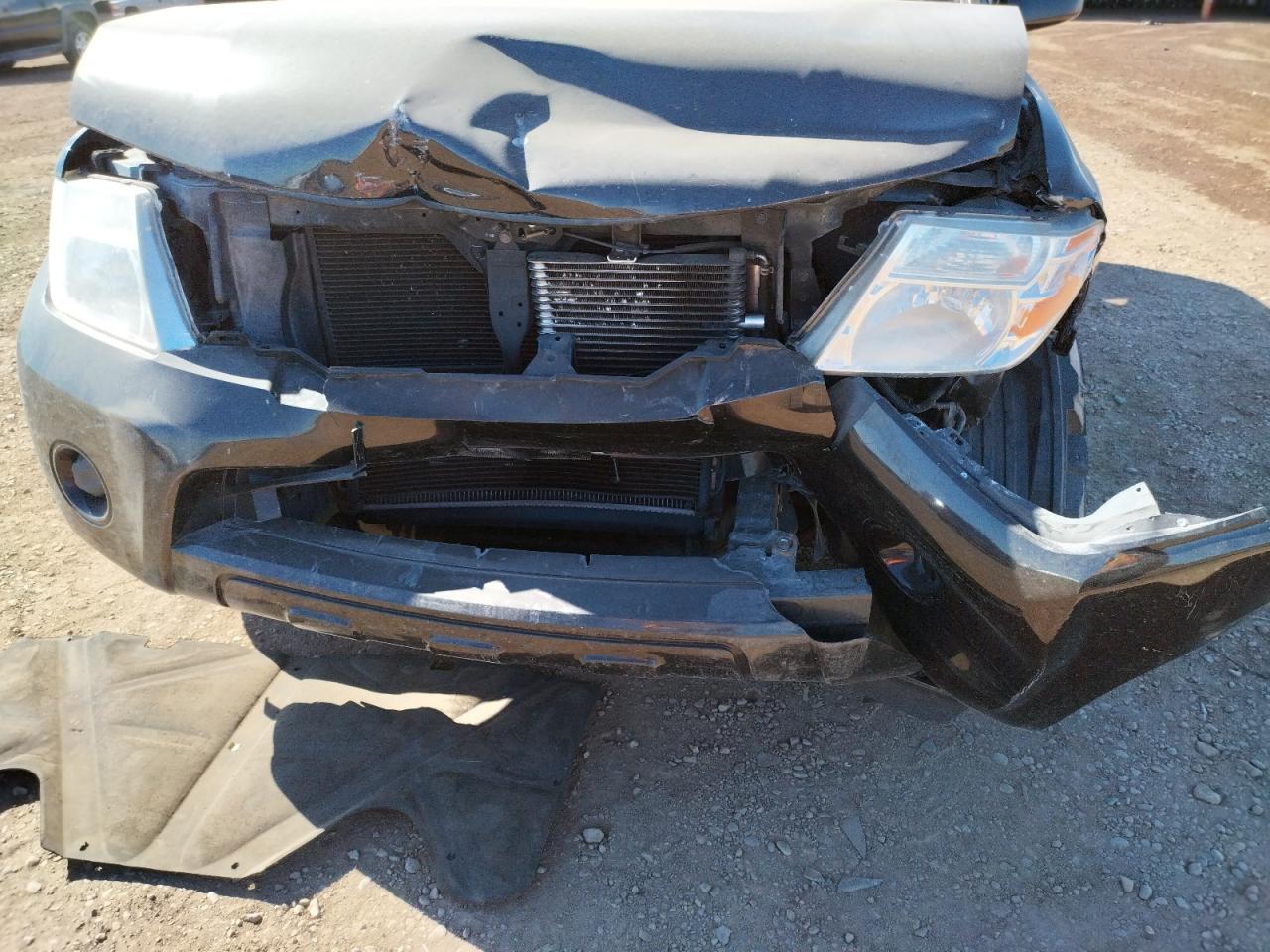 Photo 9 from auction – 2012 NISSAN PATHFINDER with VIN 5N1AR1NB8CC636318