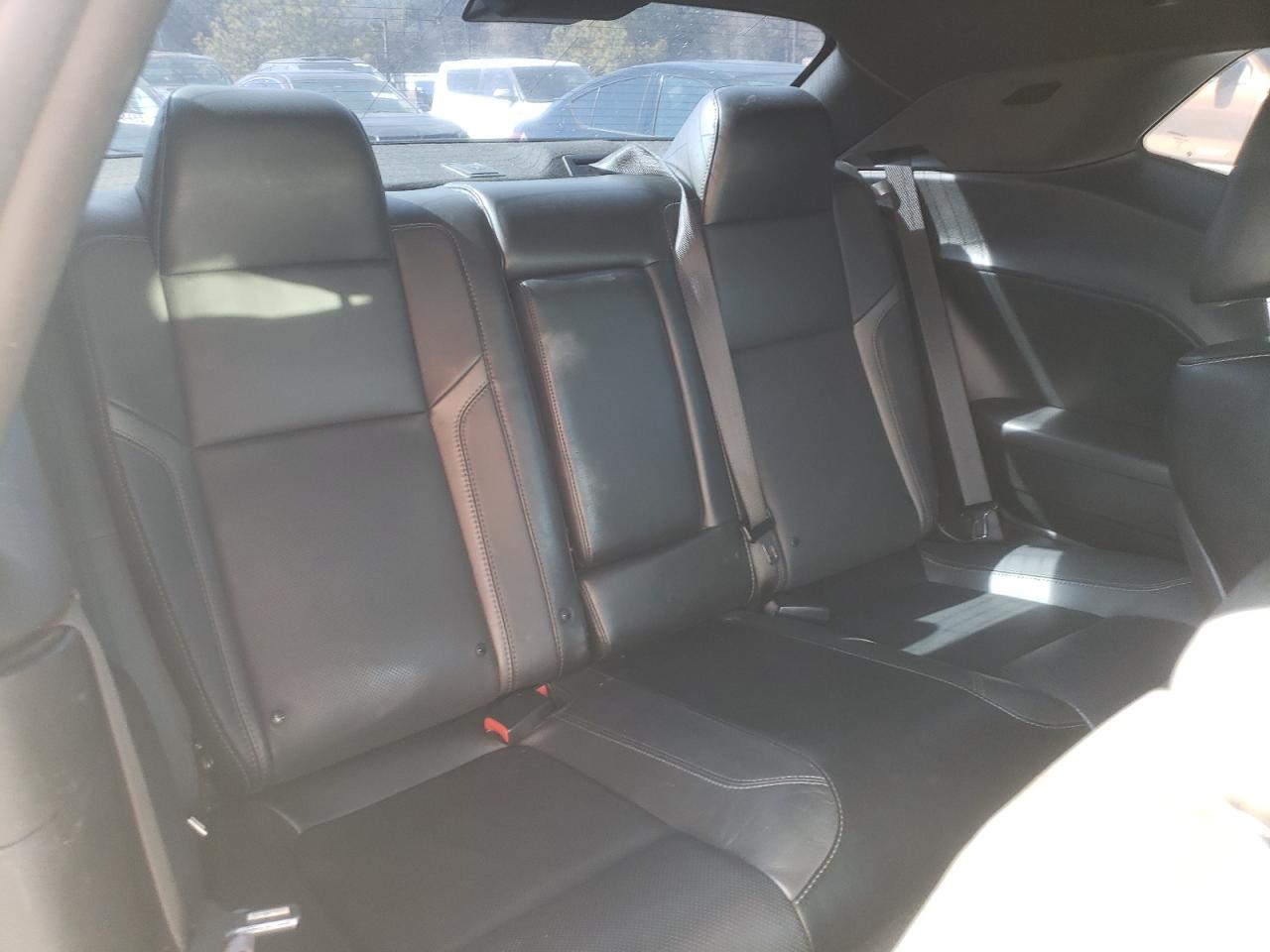 Photo 6 from auction – 2017 DODGE CHALLENGER with VIN 2C3CDZAG8HH532044