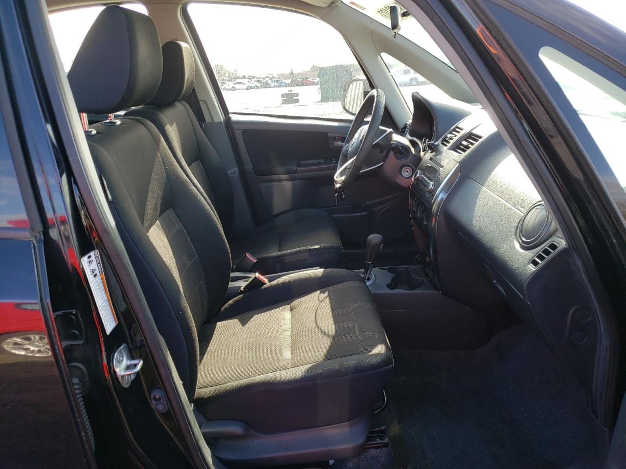 Zdjęcie 5 z aukcji – 2012 SUZUKI SX4 LE z VIN JS2YC5A38C6305639