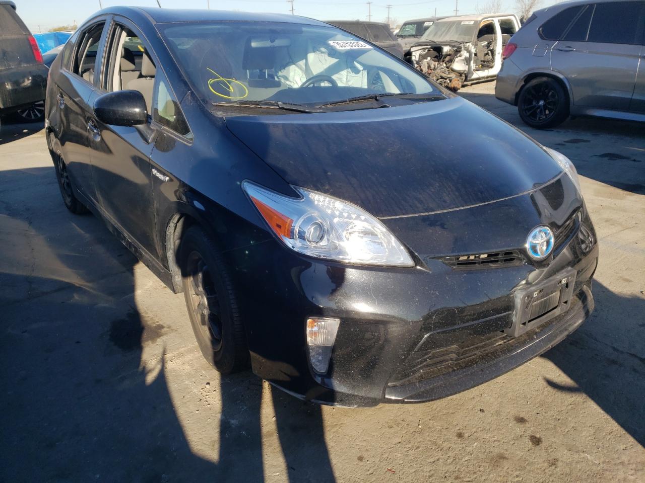 TOYOTA PRIUS 2015 with VIN JTDKN3DU2F1919042 - Photo from auction