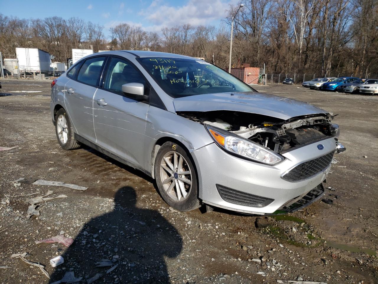 FORD FOCUS SE 2018 with VIN 1FADP3F25JL308813 - Photo from auction