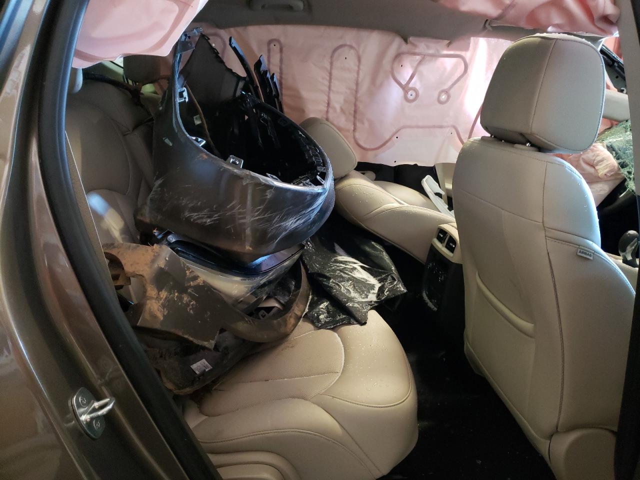 Photo 6 from auction – 2019 BUICK ENVISION E with VIN LRBFX2SA3KD098426