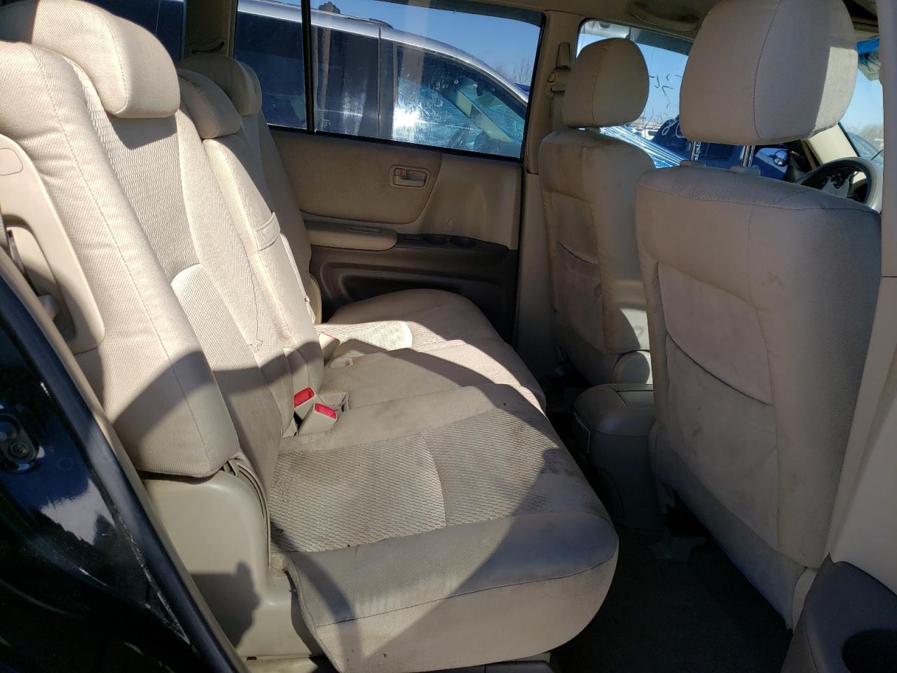 Photo 6 from auction – 2005 TOYOTA HIGHLANDER with VIN JTEDP21A250084096