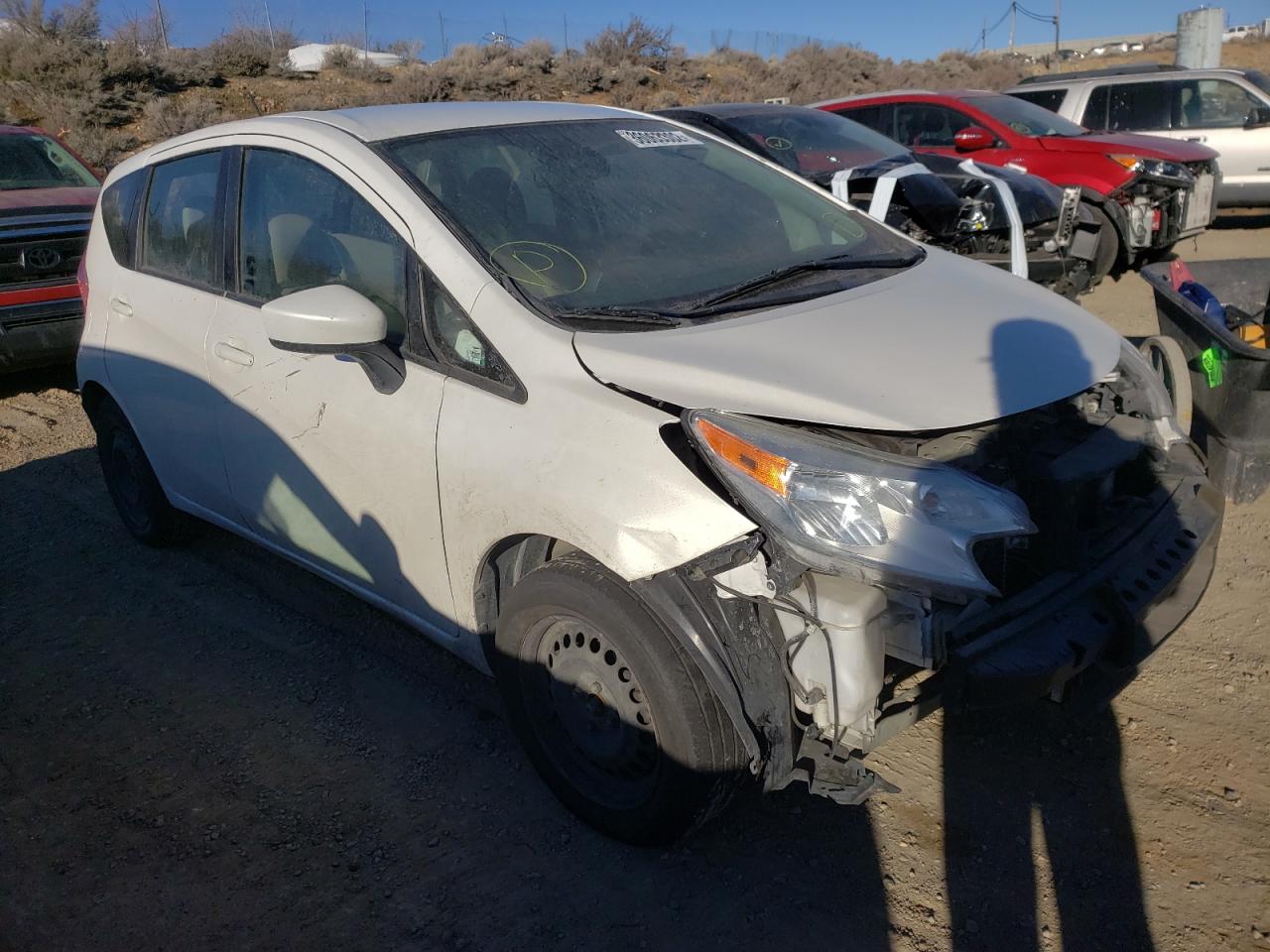 NISSAN VERSA NOTE 2015 with VIN 3N1CE2CPXFL392194 - Photo from auction