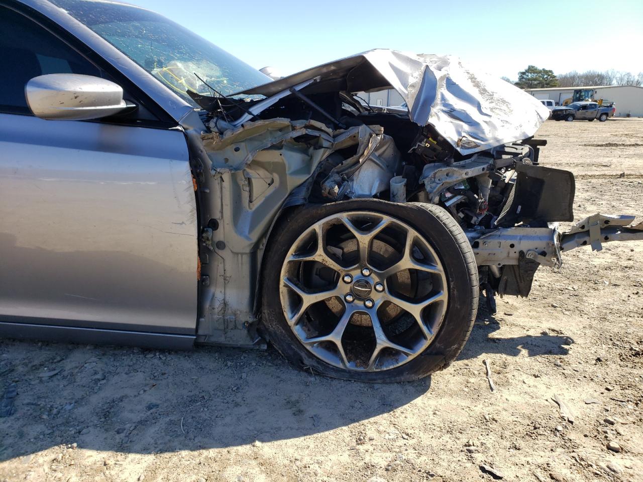 Photo 9 from auction – 2015 CHRYSLER 300 S with VIN 2C3CCABGXFH932090
