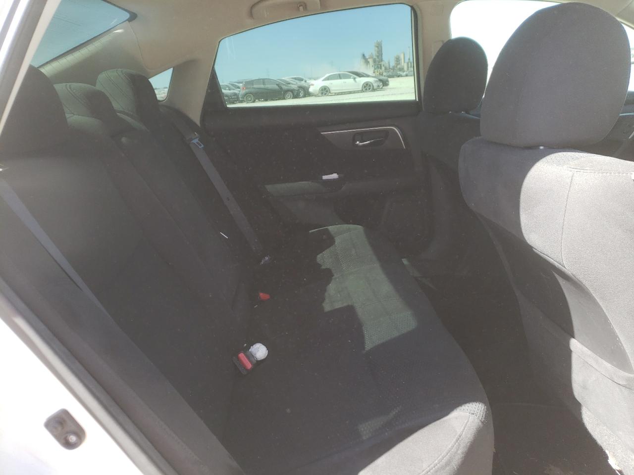 Photo 6 from auction – 2015 NISSAN ALTIMA 2.5 with VIN 1N4AL3AP2FN346268