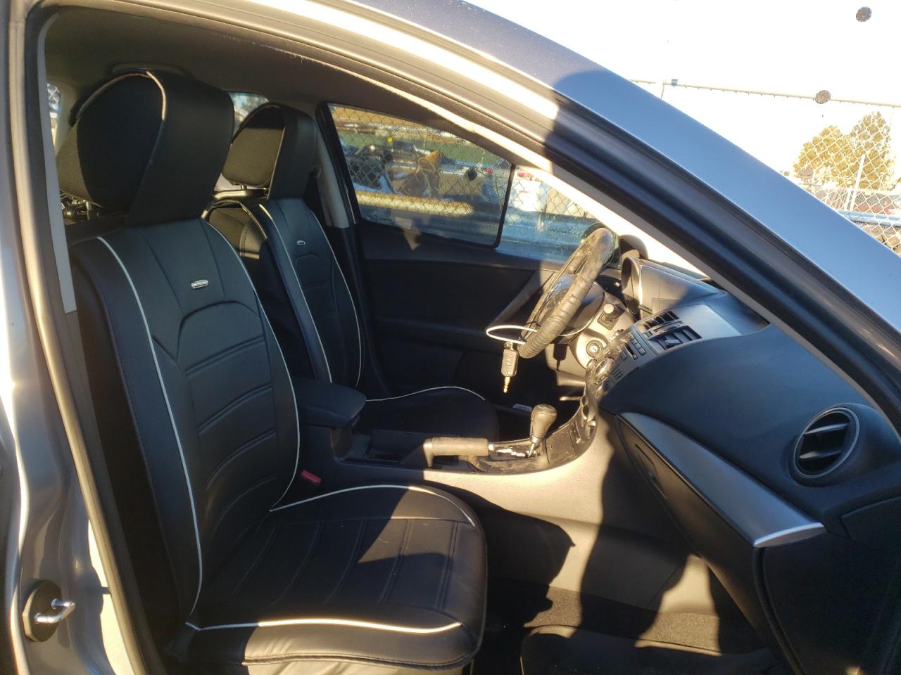 Photo 5 from auction – 2012 MAZDA 3 I with VIN JM1BL1L75C1606018