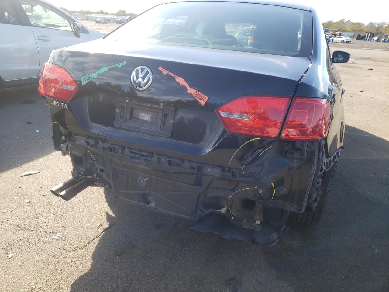 Photo 9 from auction – 2014 VOLKSWAGEN JETTA BASE with VIN 3VW2K7AJ2EM435591