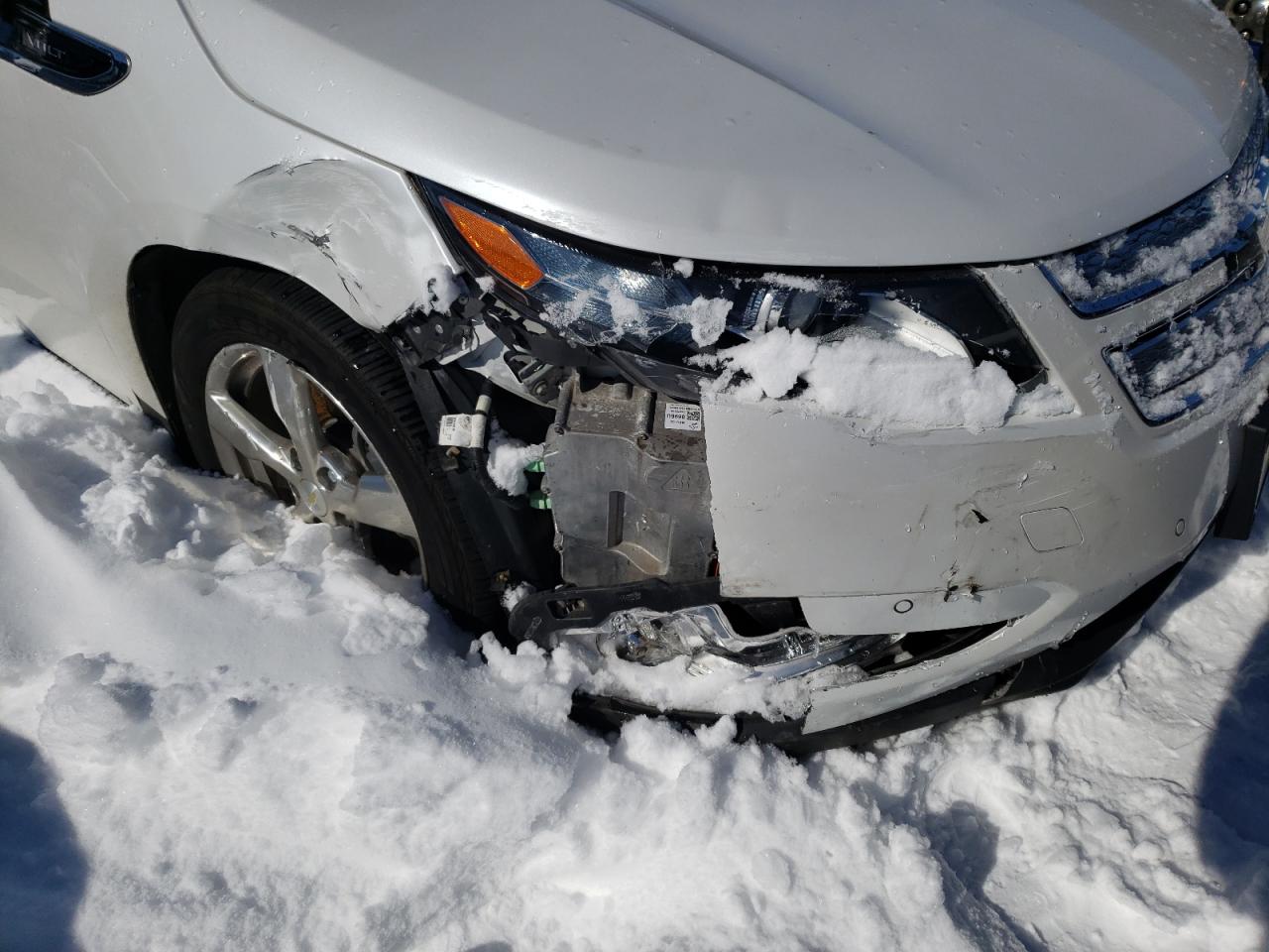 Photo 9 from auction – 2015 CHEVROLET VOLT with VIN 1G1RB6E47FU109761