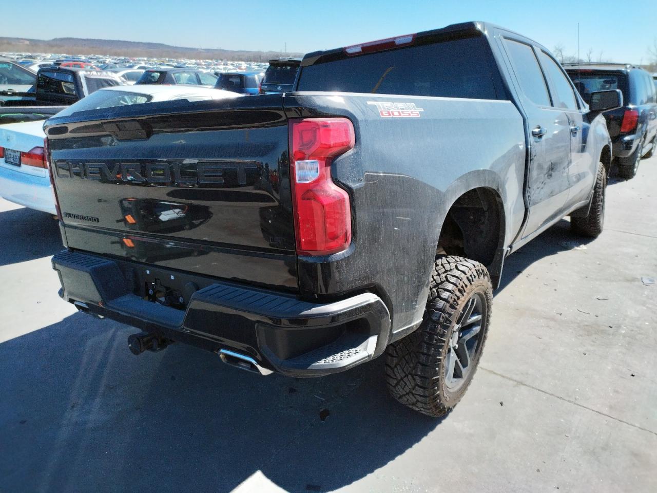 Photo 4 from auction – 2021 CHEVROLET SILVERADO with VIN 1GCPYFED3MZ433478