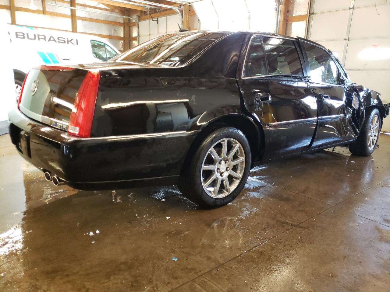 Photo 4 from auction – 2006 CADILLAC DTS with VIN 1G6KD57906U147230