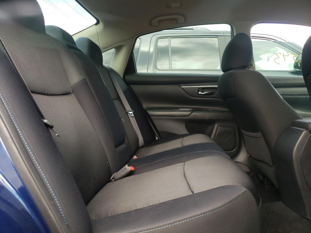 Photo 6 from auction – 2017 NISSAN ALTIMA 2.5 with VIN 1N4AL3AP9HC152108