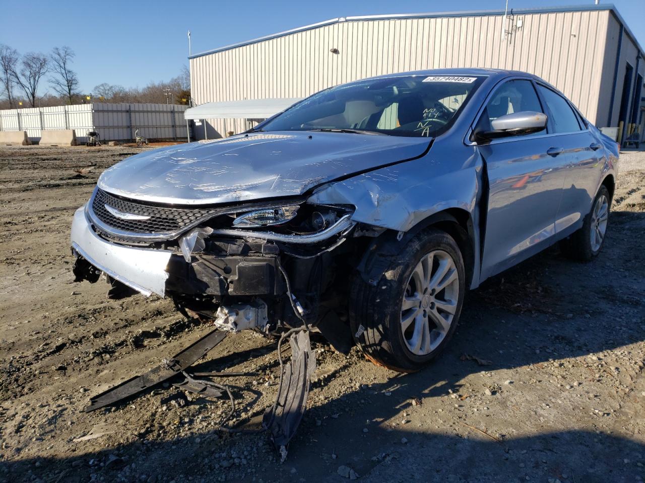 Photo 2 from auction – 2015 CHRYSLER 200 LIMITE with VIN 1C3CCCAB1FN675944