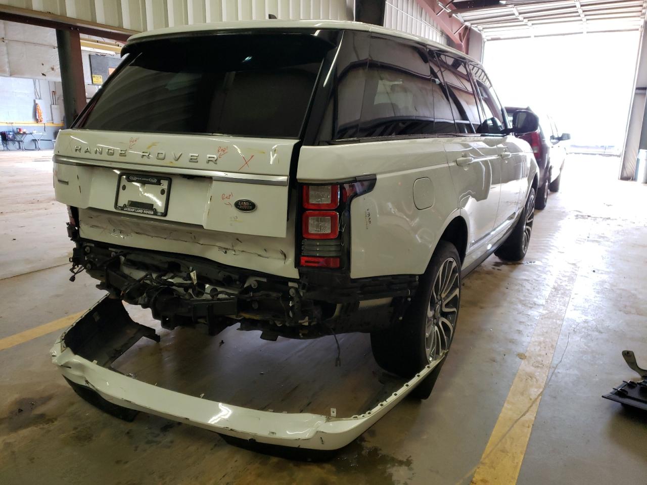 Photo 4 from auction – 2016 LAND ROVER RANGE ROVE with VIN SALGS2EF8GA264615