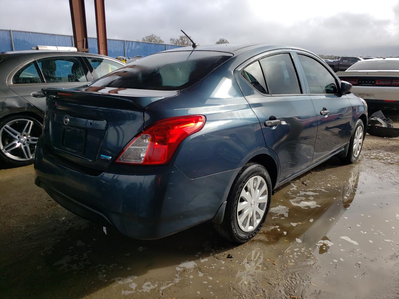 Photo 4 from auction – 2016 NISSAN VERSA S with VIN 3N1CN7AP9GL827093