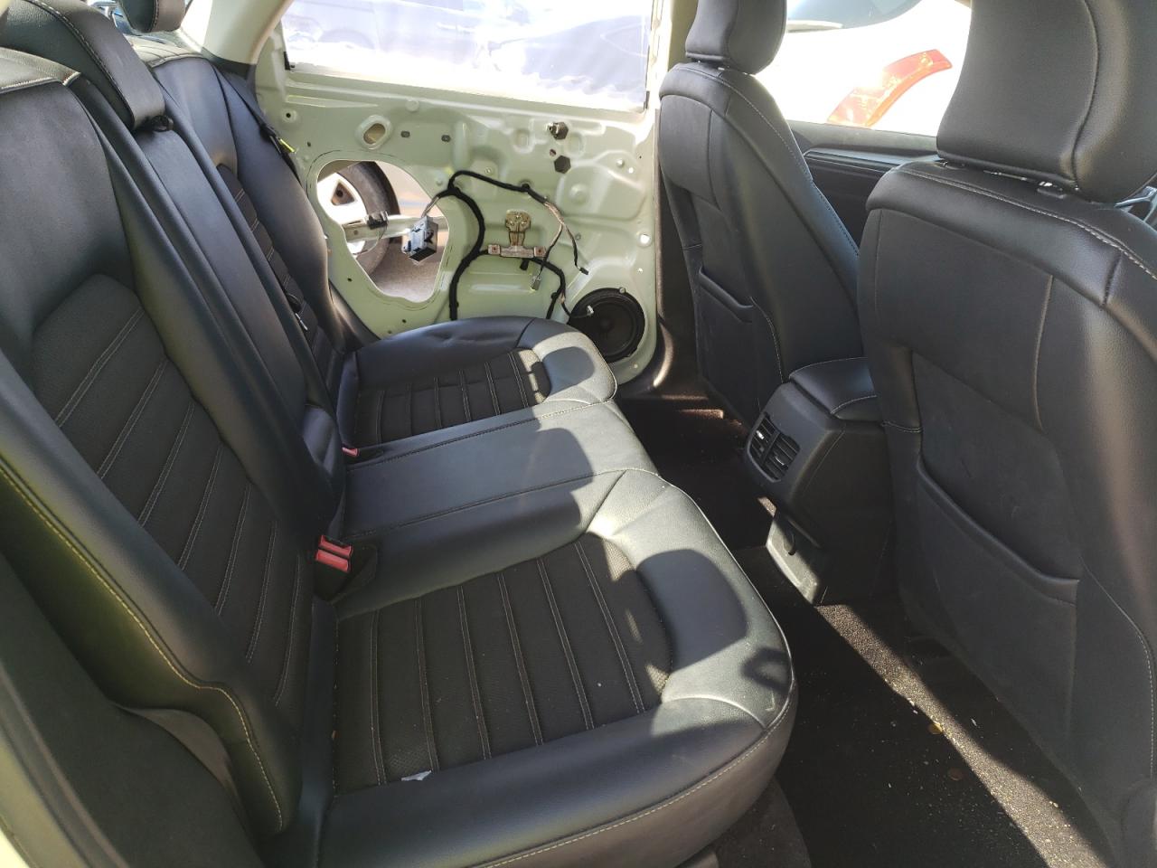 Photo 6 from auction – 2017 FORD FUSION SE with VIN 3FA6P0LU2HR222643