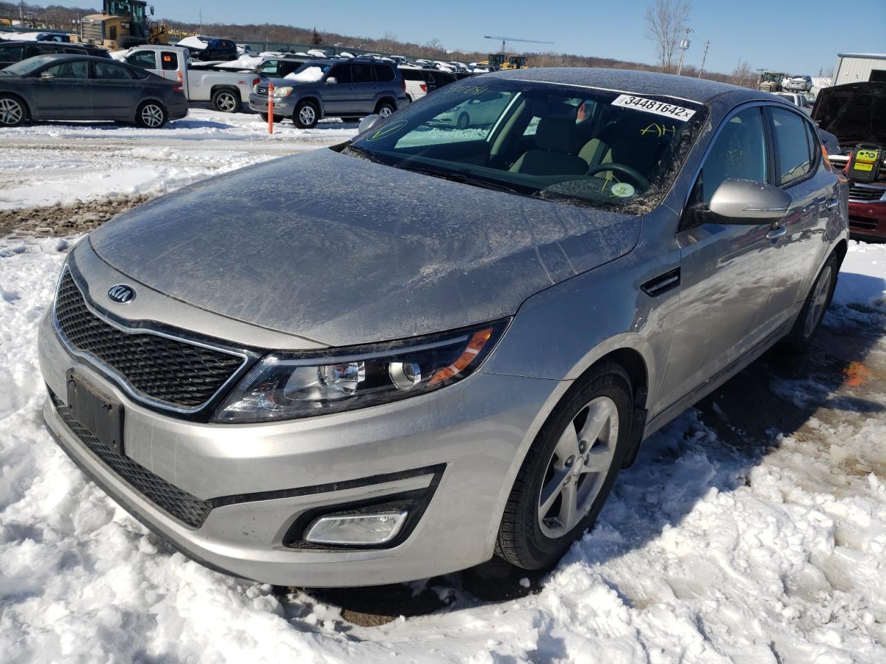 Photo 2 from auction – 2015 KIA OPTIMA LX with VIN 5XXGM4A73FG412281