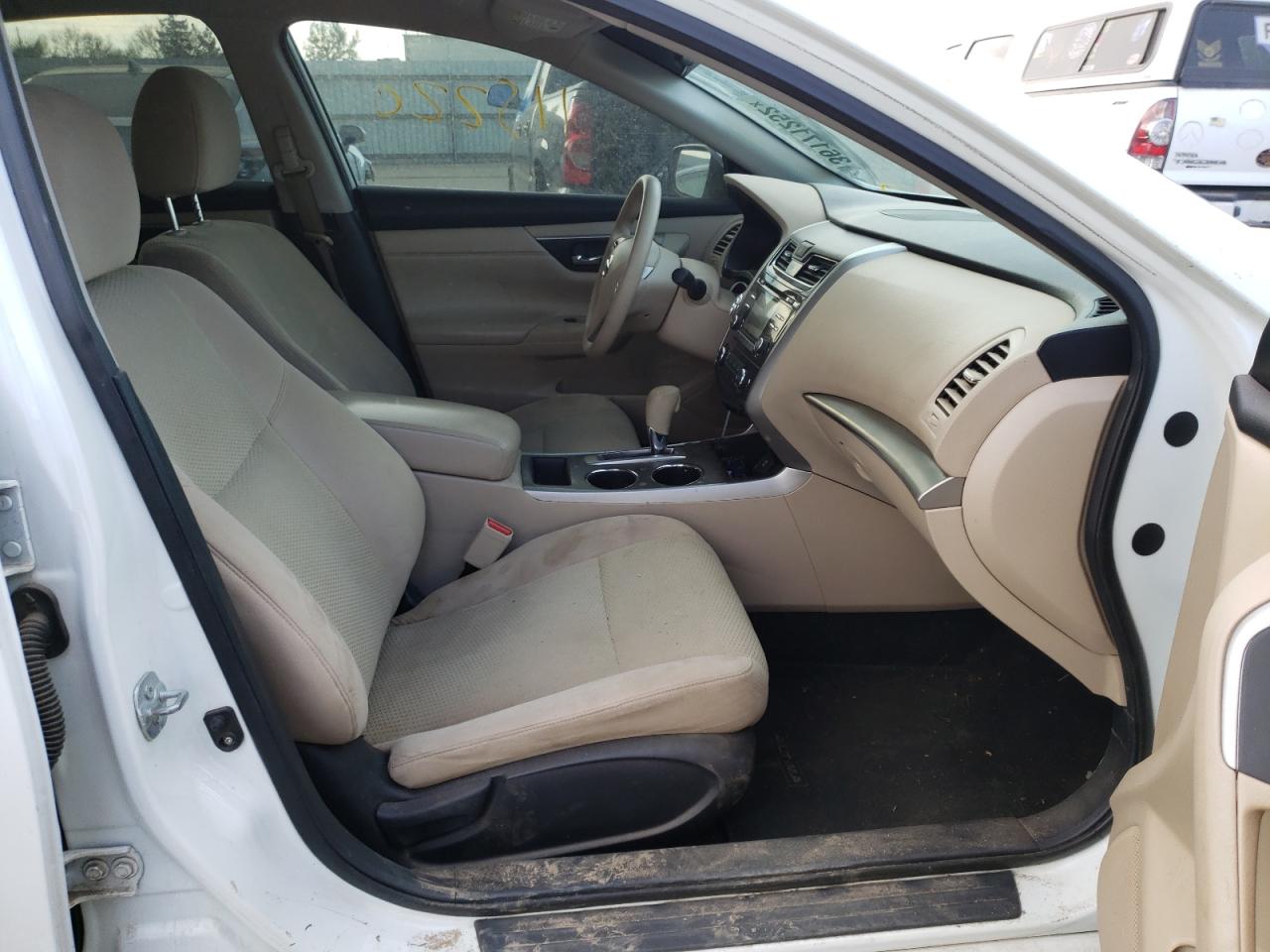 Photo 5 from auction – 2015 NISSAN ALTIMA 2.5 with VIN 1N4AL3AP0FN873287