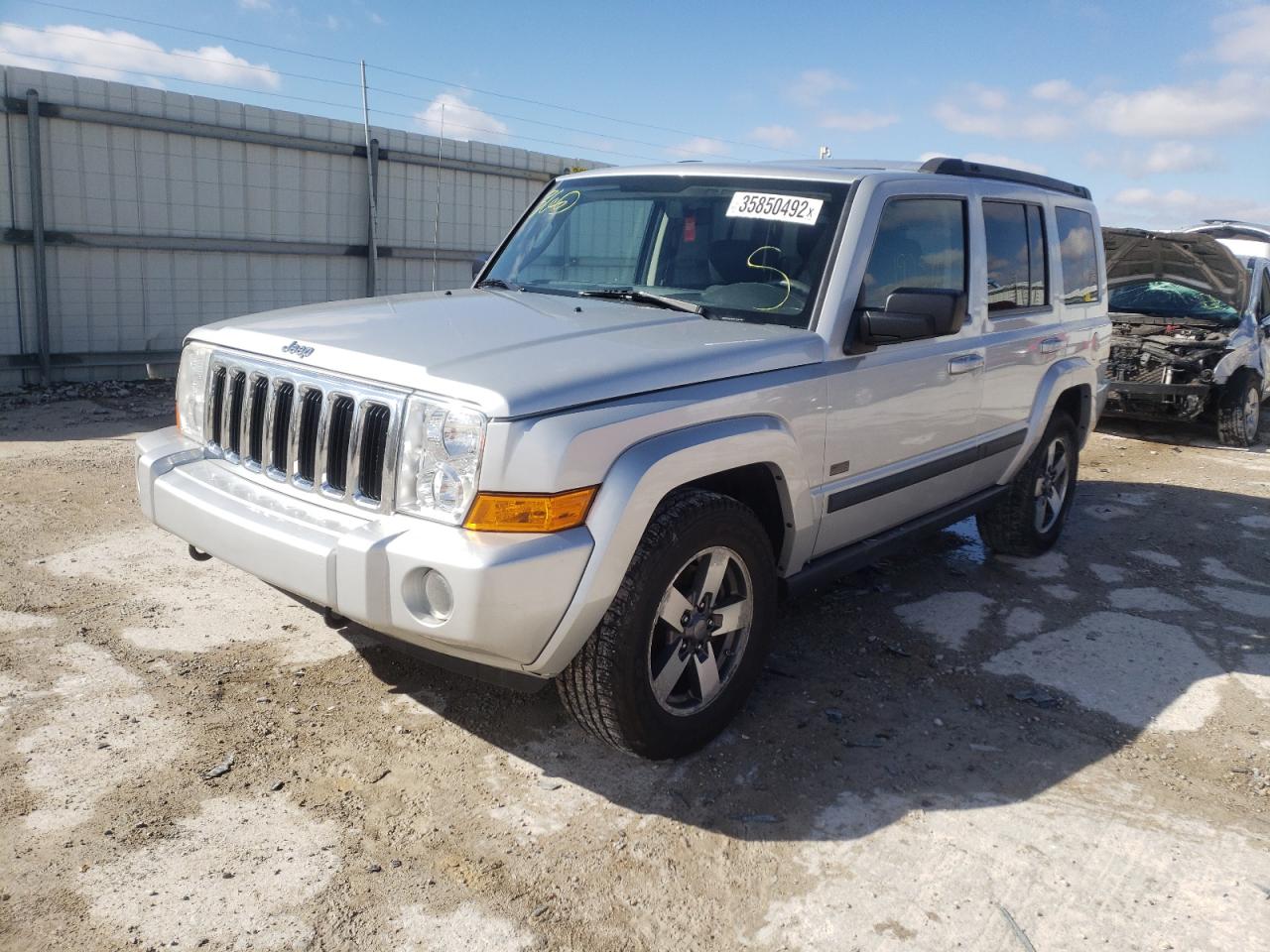 Photo 2 from auction – 2008 JEEP COMMANDER with VIN 1J8HG48K38C159108
