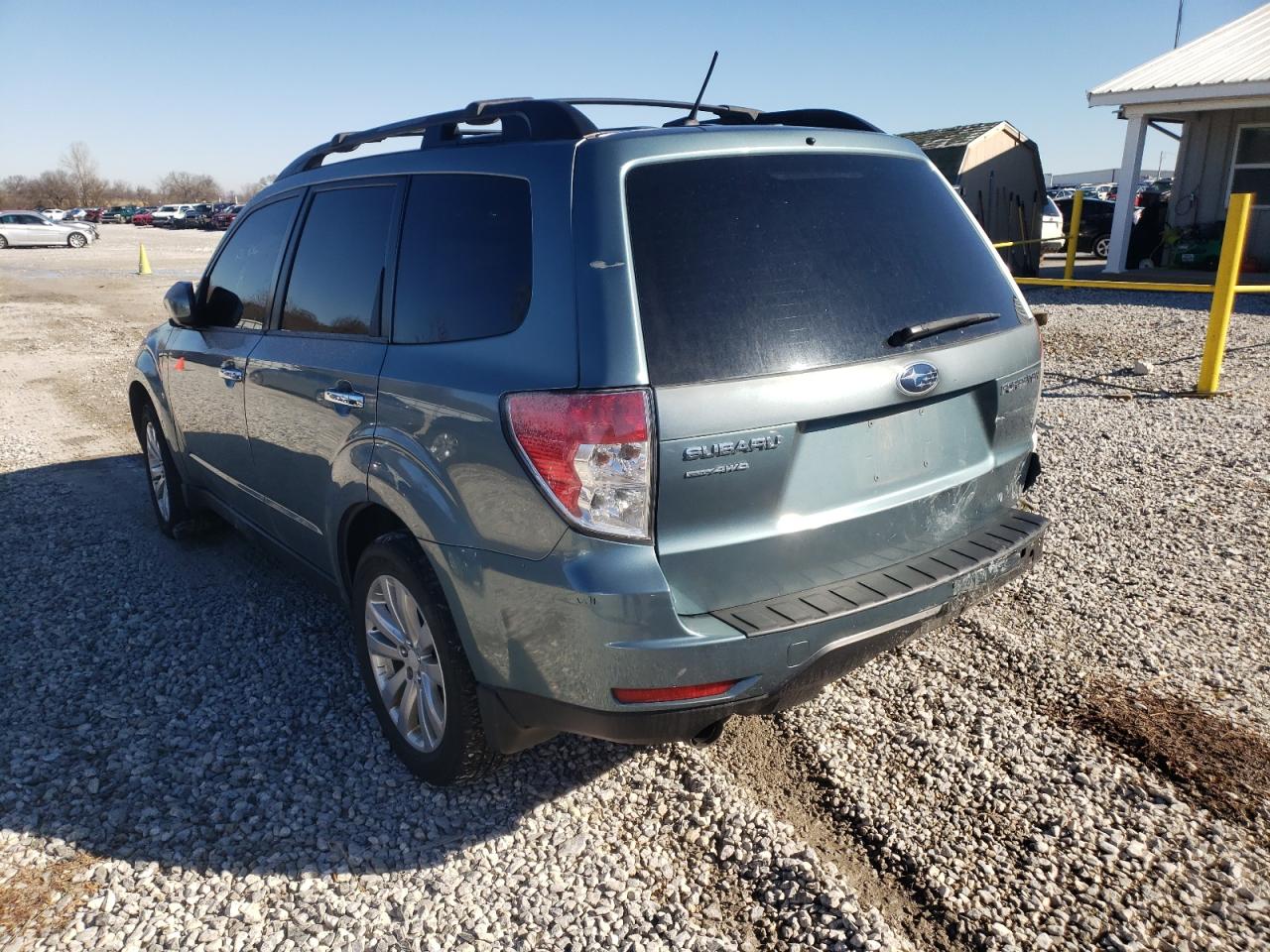 Photo 3 from auction – 2011 SUBARU FORESTER L with VIN JF2SHBEC6BH768572