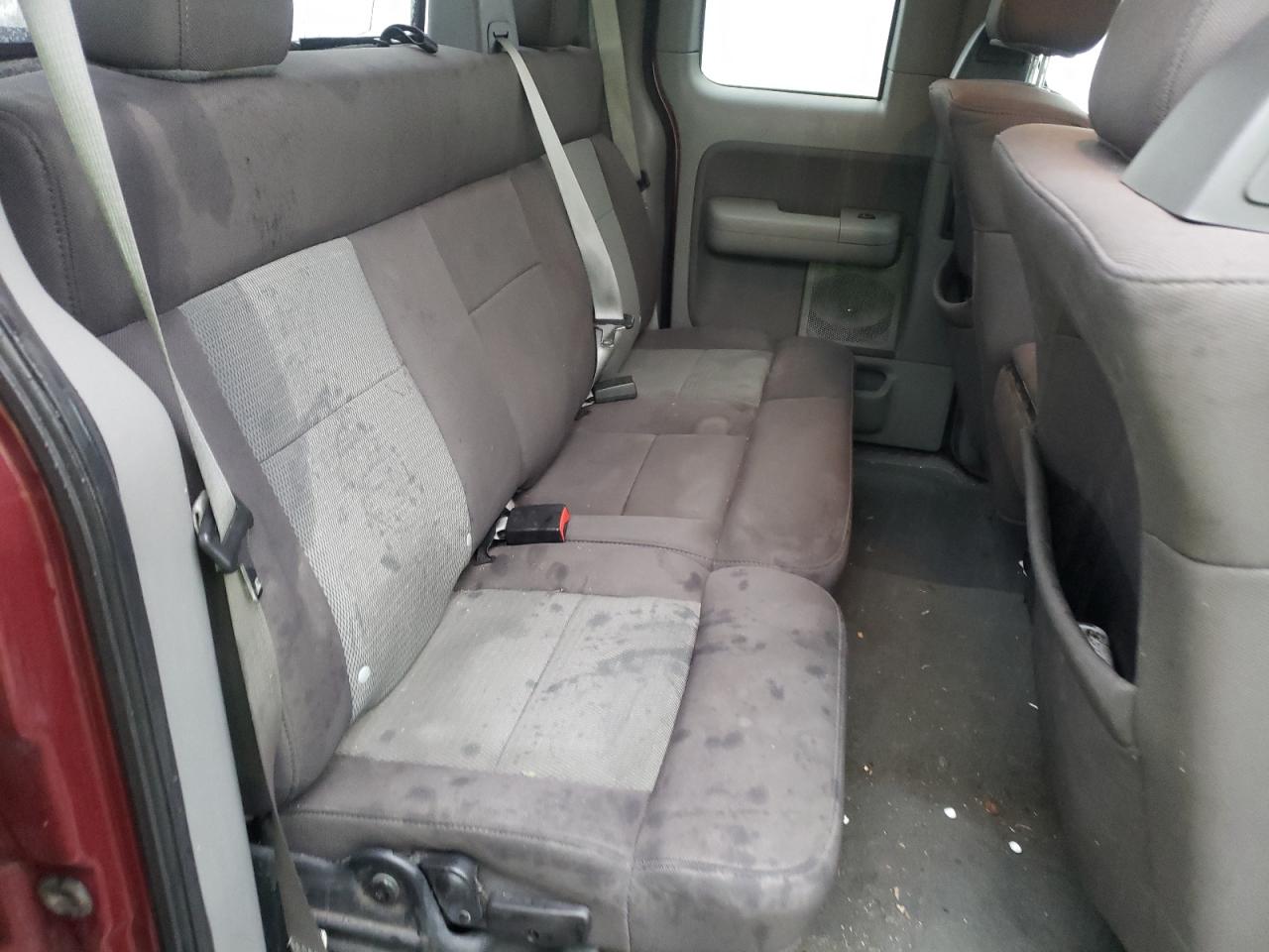Photo 6 from auction – 2005 FORD F150 with VIN 1FTPX12575FB21606