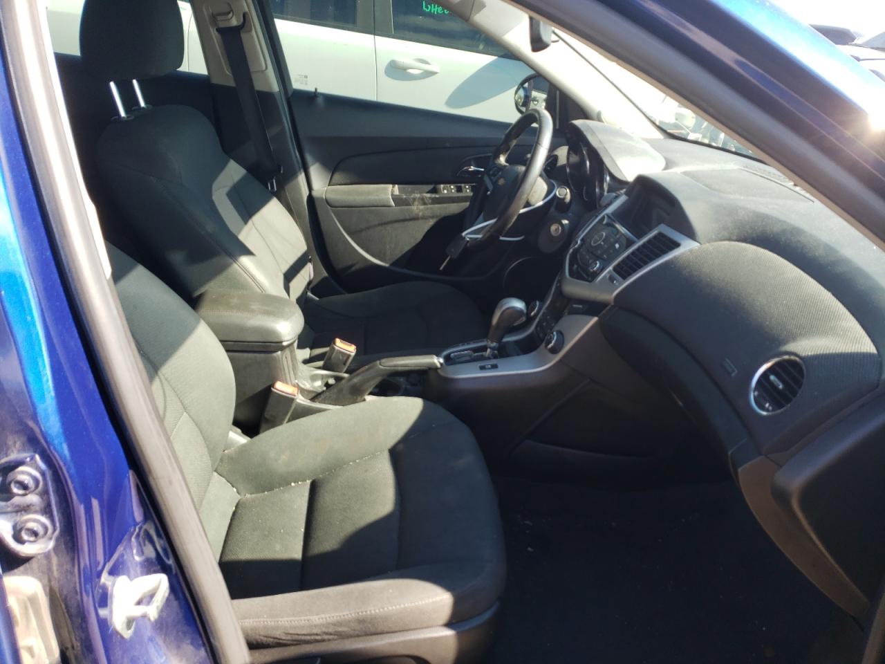 Photo 5 from auction – 2012 CHEVROLET CRUZE LT with VIN 1G1PF5SC5C7191890