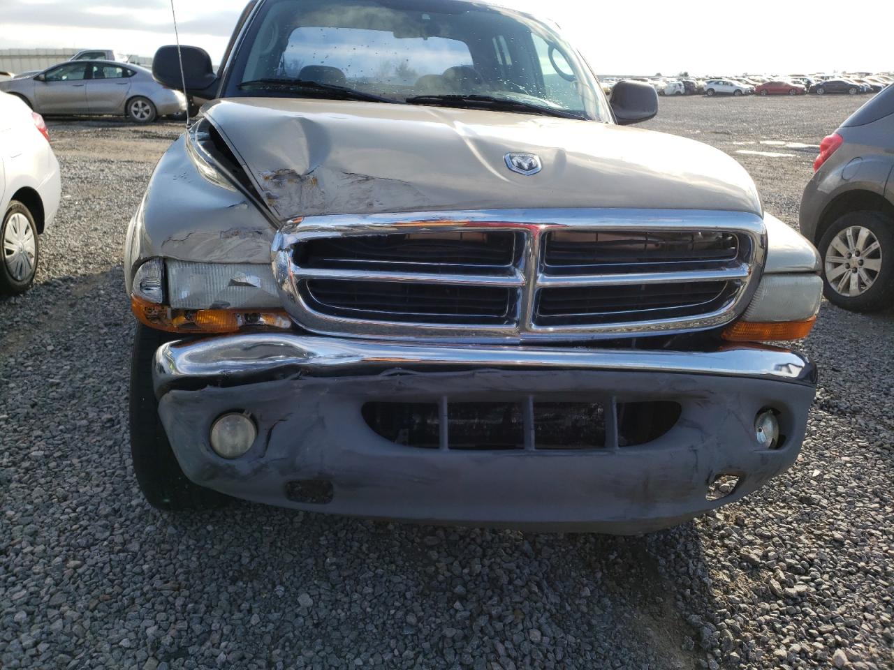 Photo 9 from auction – 2003 DODGE DAKOTA R/T with VIN 1D7HG48N73S254728