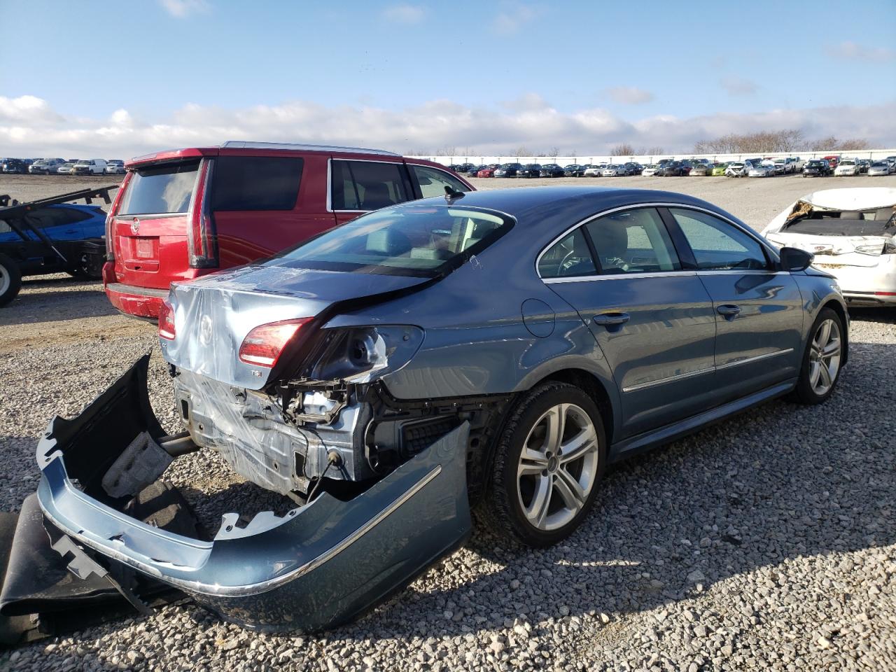 Photo 4 from auction – 2016 VOLKSWAGEN CC BASE with VIN WVWBP7AN1GE501810