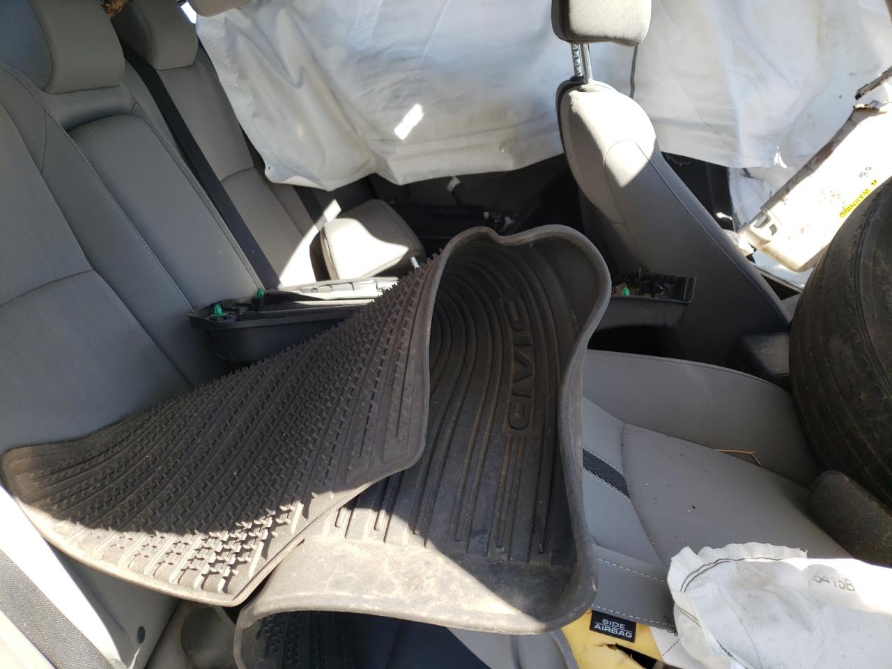 Photo 6 from auction – 2018 HONDA CIVIC EX with VIN 2HGFC2F76JH539416