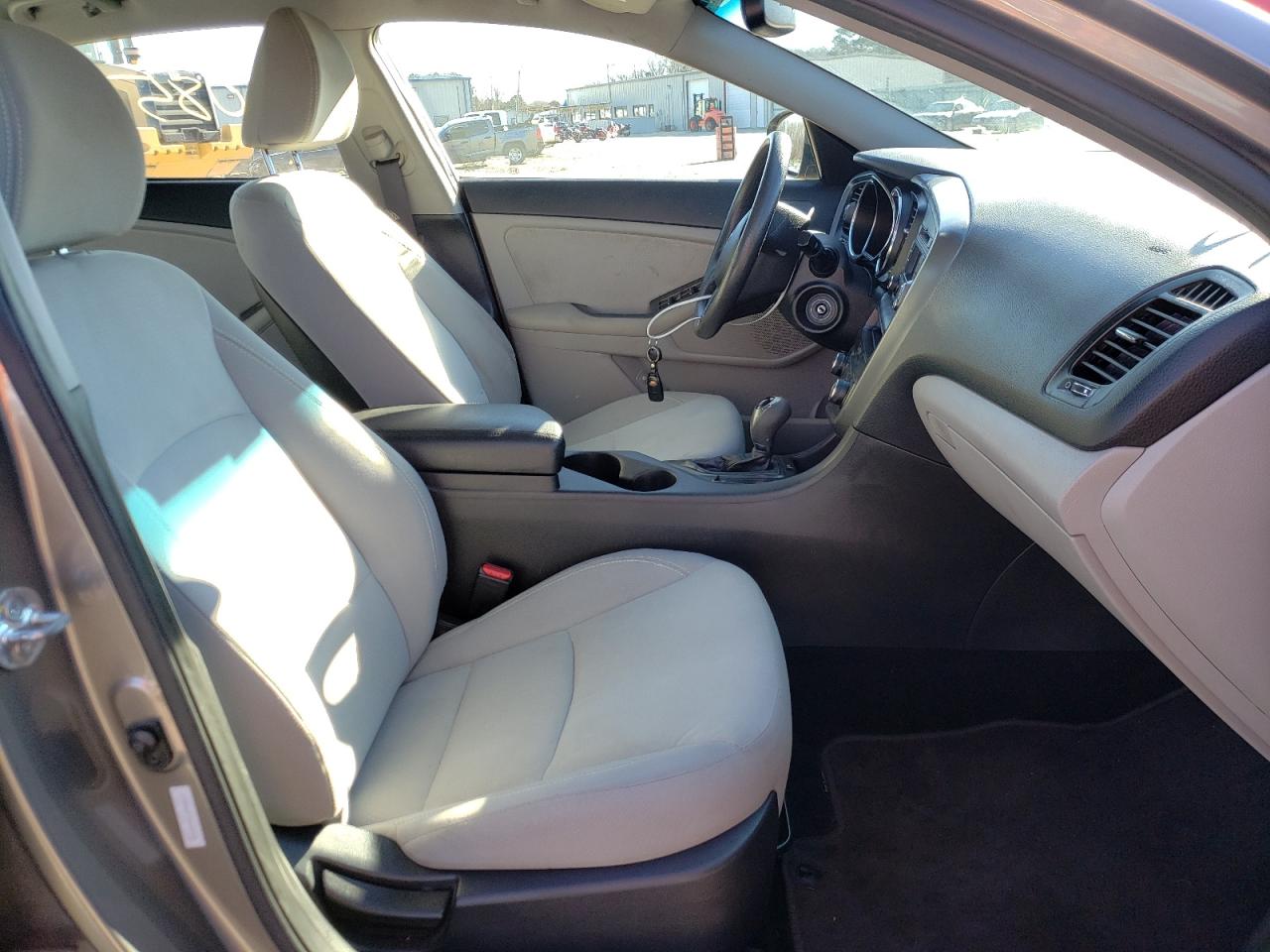 Photo 5 from auction – 2012 KIA OPTIMA LX with VIN 5XXGM4A77CG060544