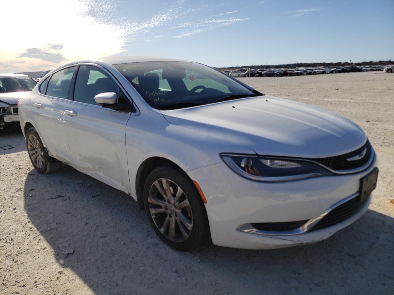 CHRYSLER 200 LIMITE 2015 with VIN 1C3CCCAB7FN704539 - Photo from auction