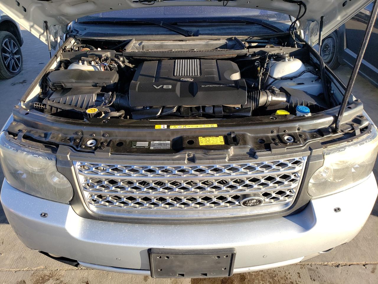 Photo 7 from auction – 2010 LAND ROVER RANGE ROVE with VIN SALMF1E40AA318058
