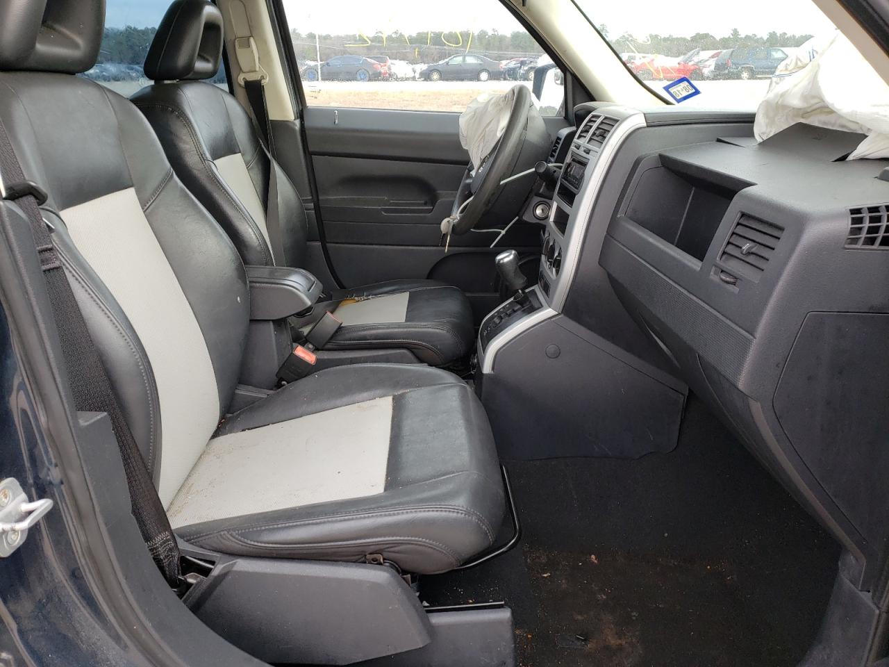 Photo 5 from auction – 2008 JEEP PATRIOT SP with VIN 1J8FT28W28D691969