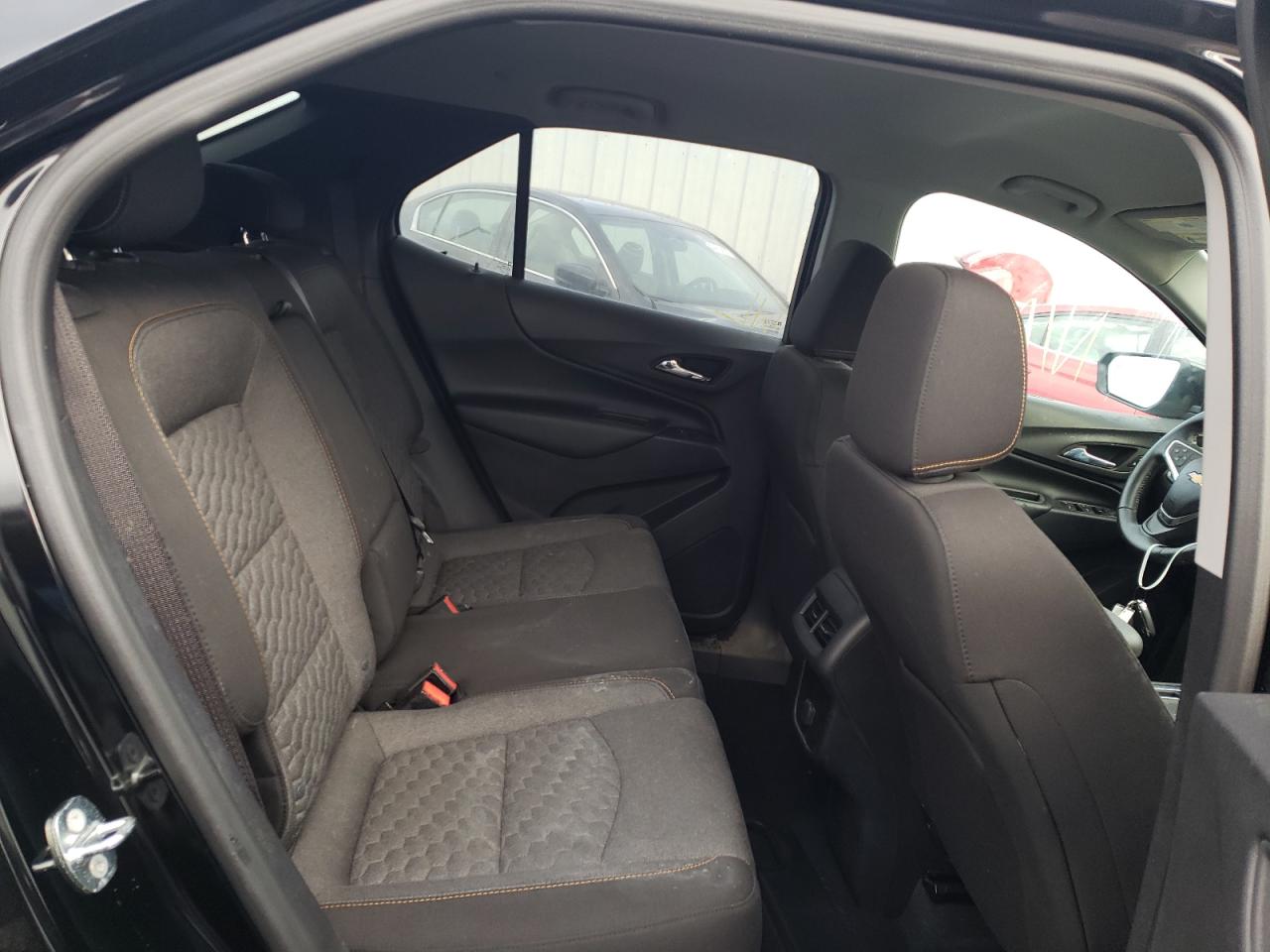 Photo 6 from auction – 2018 CHEVROLET EQUINOX LT with VIN 2GNAXSEV8J6153631