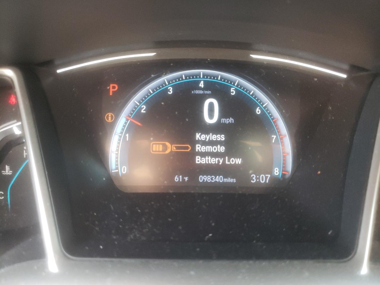 Photo 8 from auction – 2018 HONDA CIVIC EX with VIN JHMFC1F37JX042777